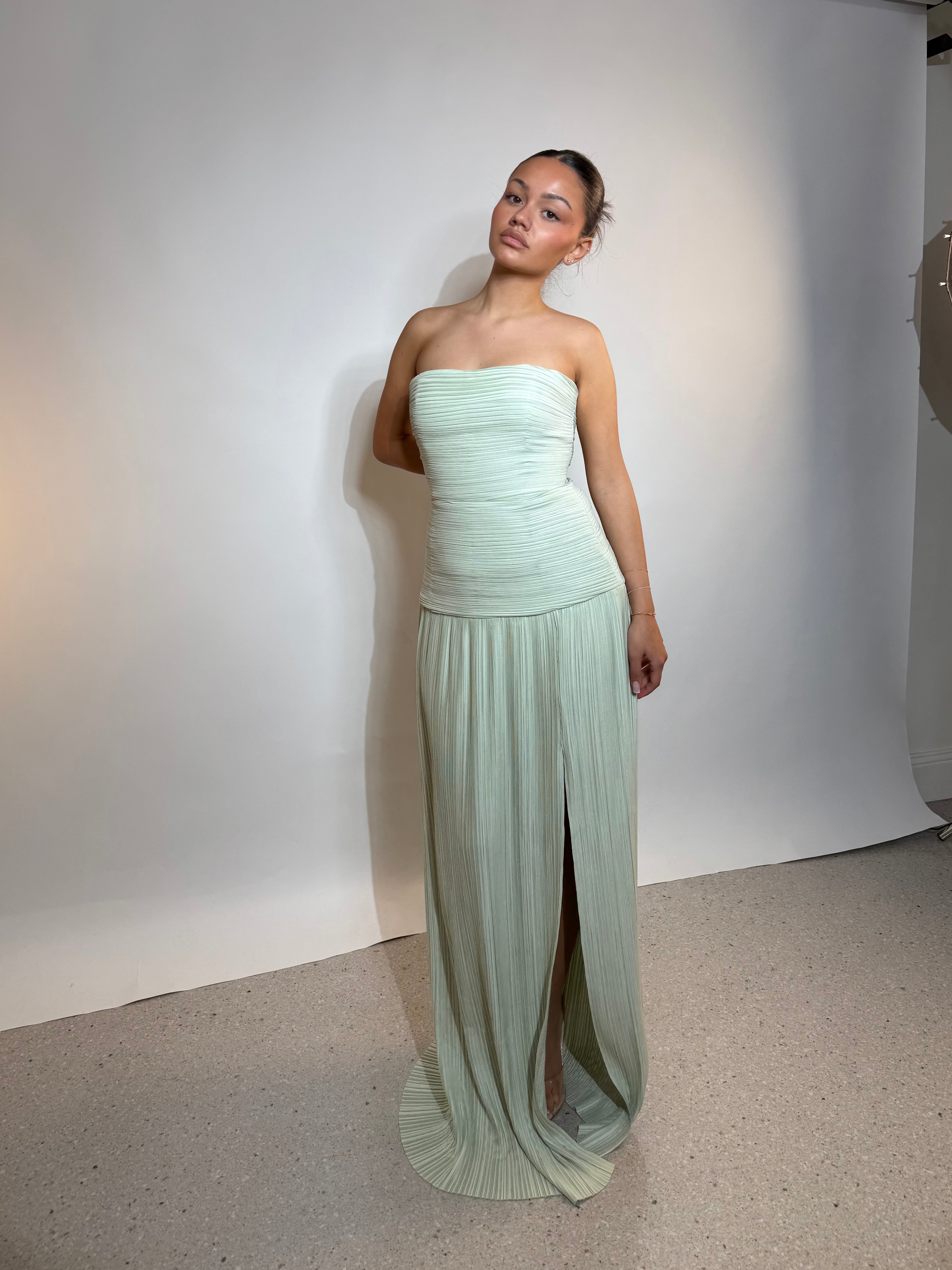 manning cartell dress green Definition of making a statement. This evening dress from Manning Cartell has just arrived and we're in love. Shop now