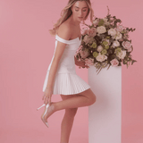ODD MUSE (white) exclusive muse pleated mini