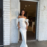 SOLACE LONDON (white) Arla off shoulder gown