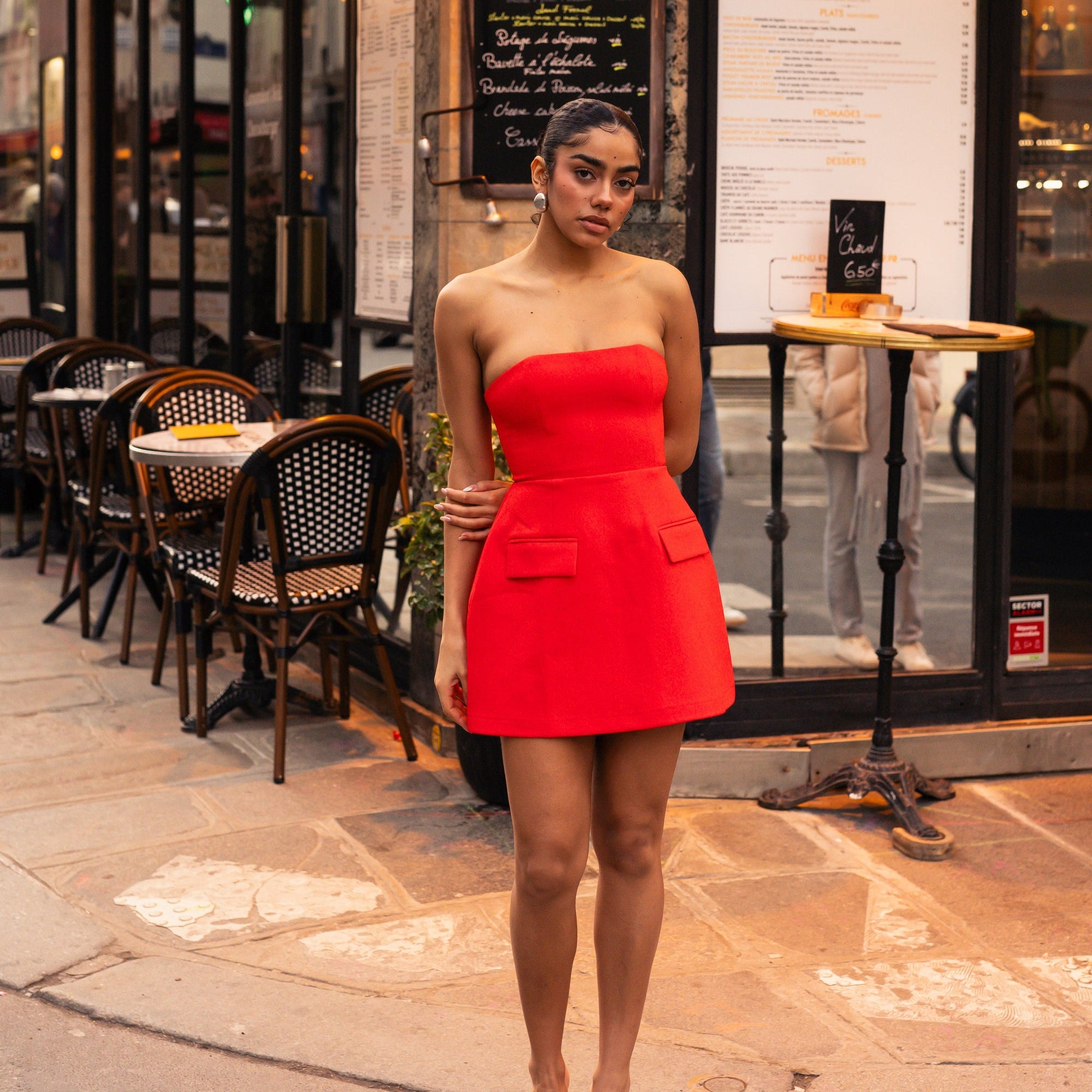ODD MUSE (red) strapless mini
