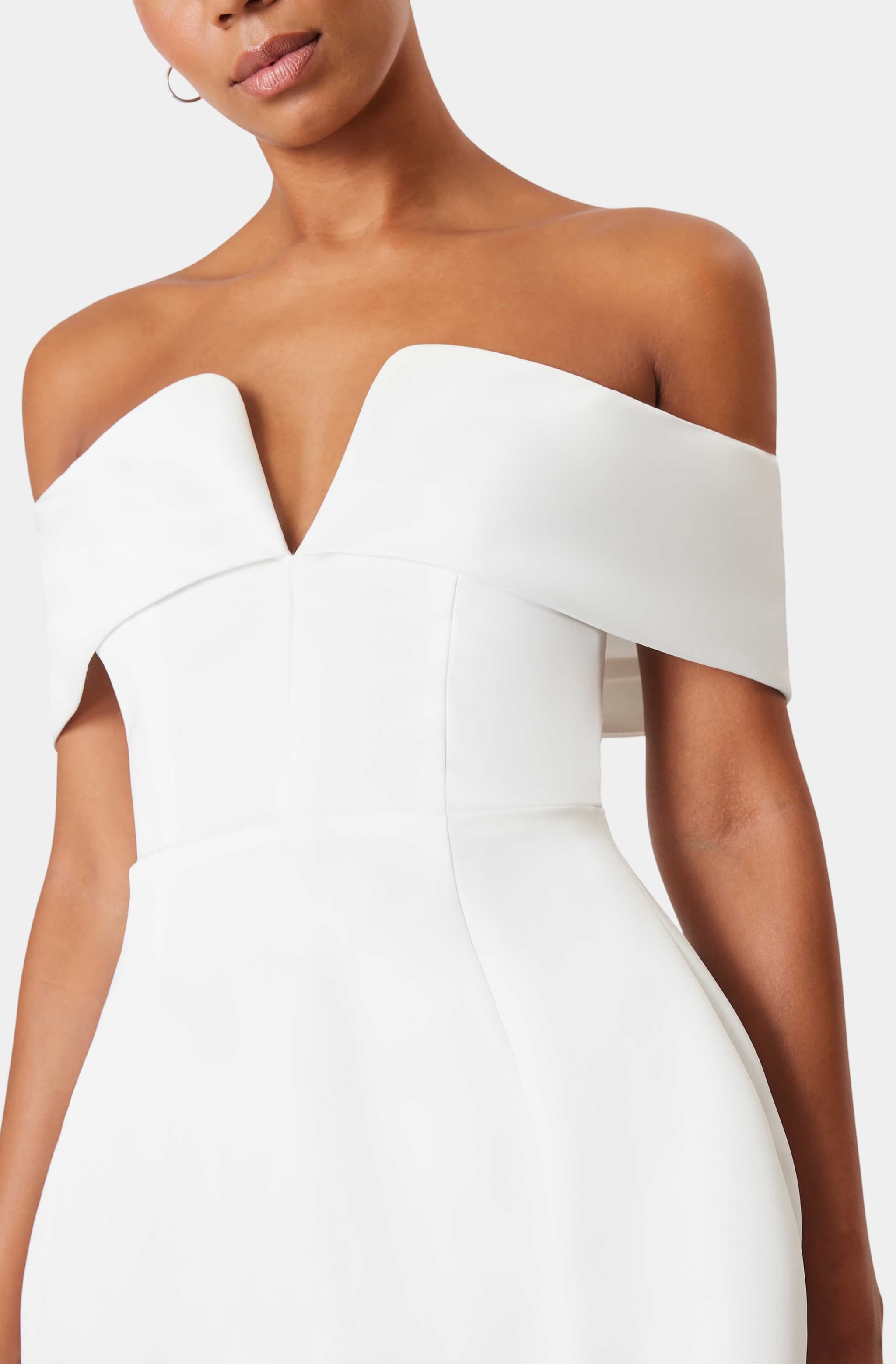 ELLIATT (white) Alice Party off the shoulder mini | Rent My Style Boutique ELLIATT (white) Alice Party off the shoulder mini | Rent My Style Boutique