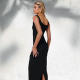 EFFIE KATS (black) Natalya square neck gown