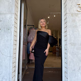 ELIYA THE LABEL (black) Heinrich off shoulder gown