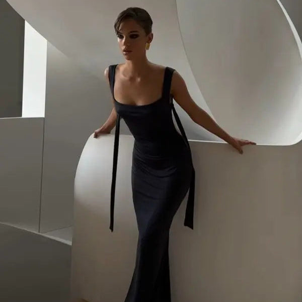 EFFIE KATS (black) Helena string back backless gown