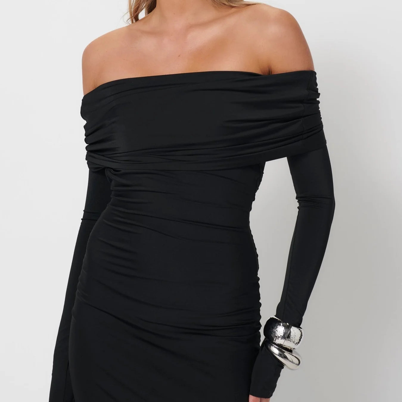 EFFIE KATS (black) Gwen long sleeve gown