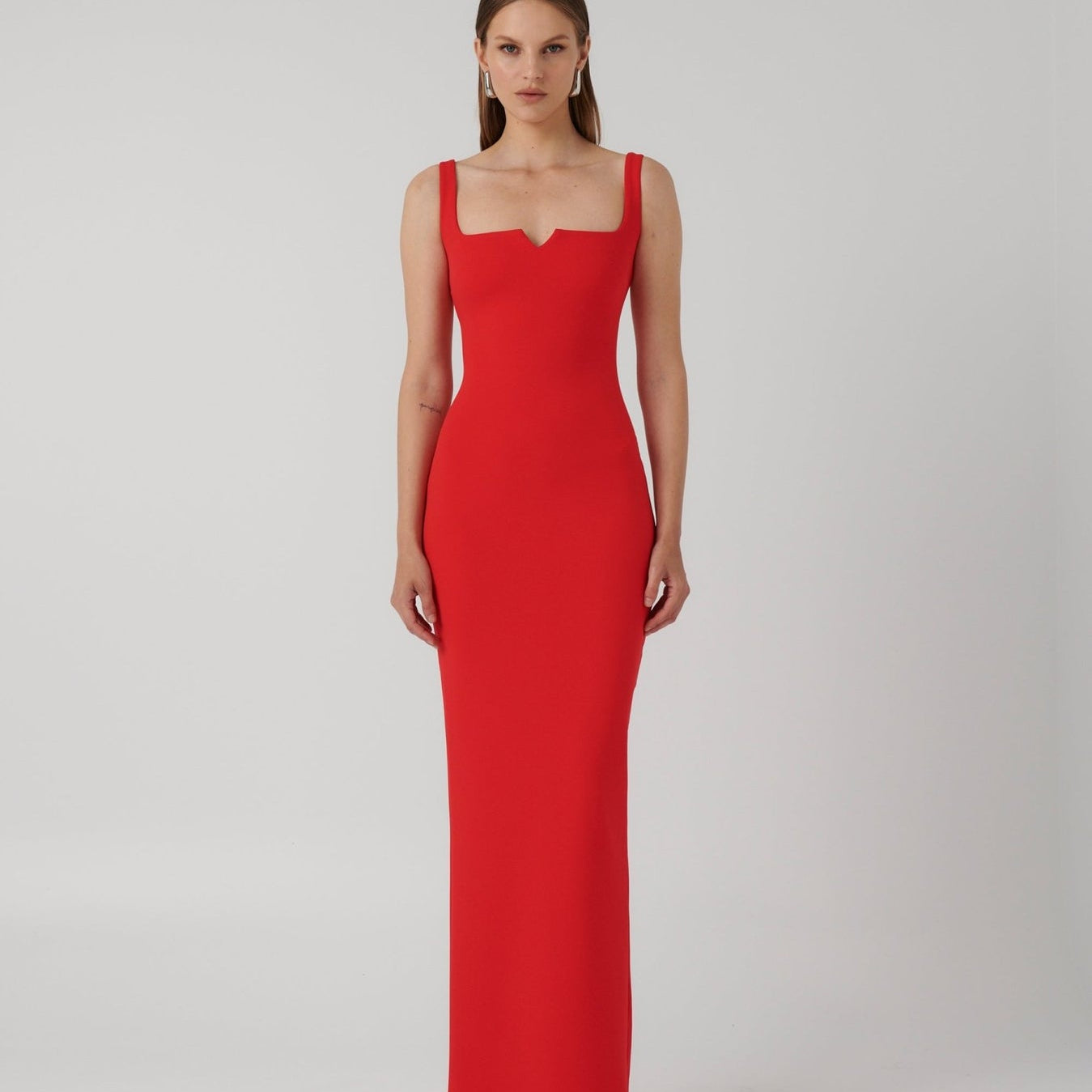 EFFIE KATS (red) Natalya square neck gown